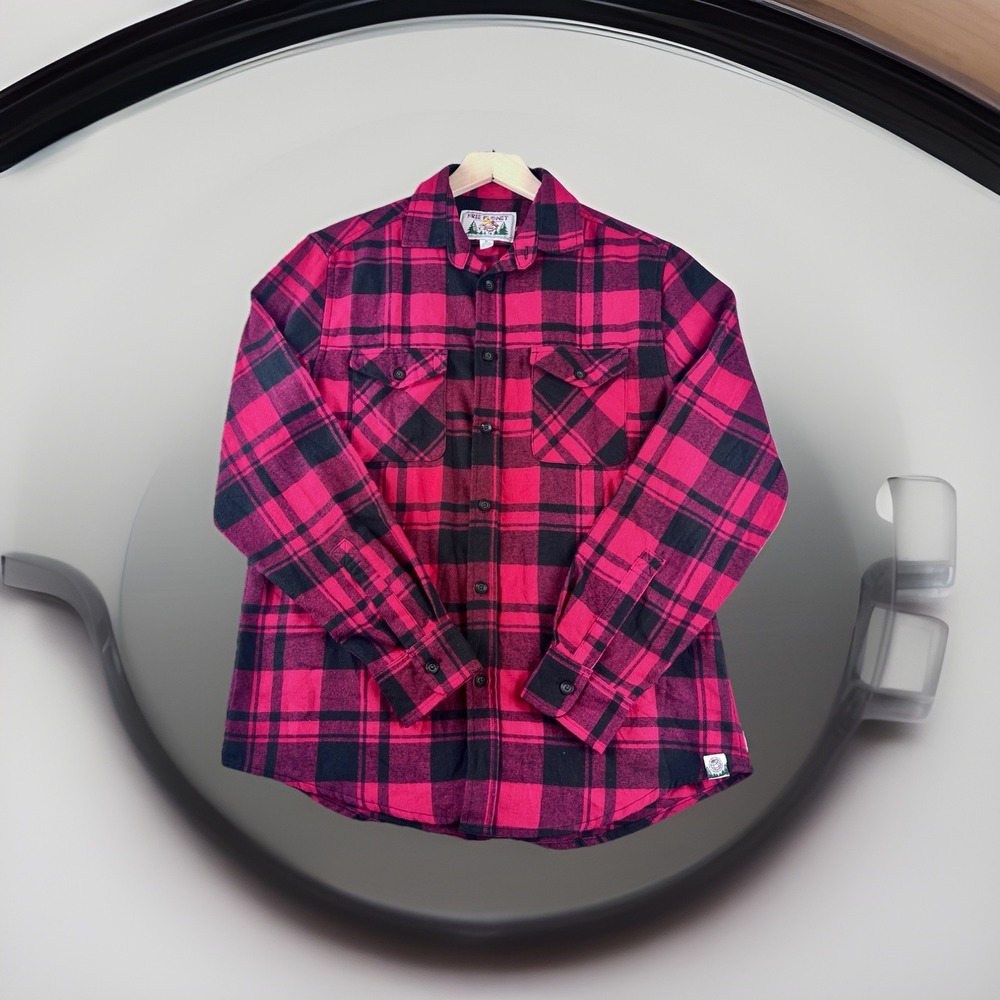 Free Planet Men's Red Black Buffalo Plaid‎ Flannel Shirt Long Sleeve Size Medium